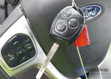 2014 Ford Fiesta Se z USA, uszkodzony, nr VIN 3FADP4BJ8EM106250